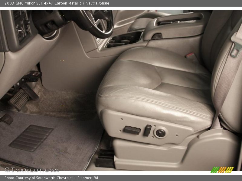 Carbon Metallic / Neutral/Shale 2003 GMC Yukon SLT 4x4
