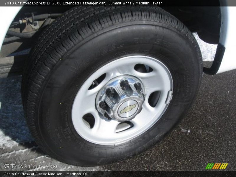 Summit White / Medium Pewter 2010 Chevrolet Express LT 3500 Extended Passenger Van