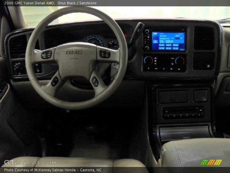 Onyx Black / Sandstone 2006 GMC Yukon Denali AWD