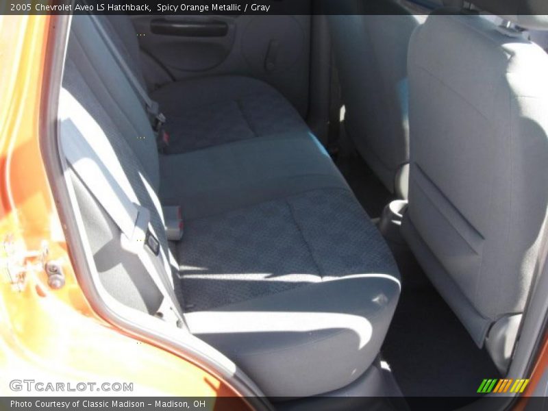 Spicy Orange Metallic / Gray 2005 Chevrolet Aveo LS Hatchback