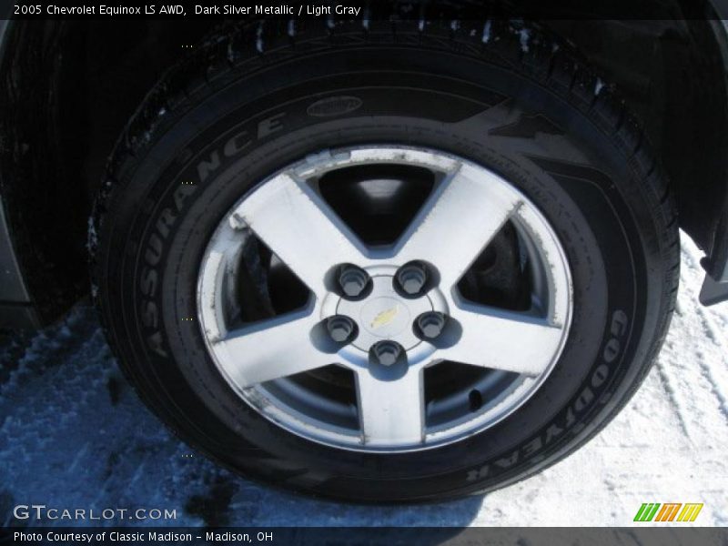 Dark Silver Metallic / Light Gray 2005 Chevrolet Equinox LS AWD