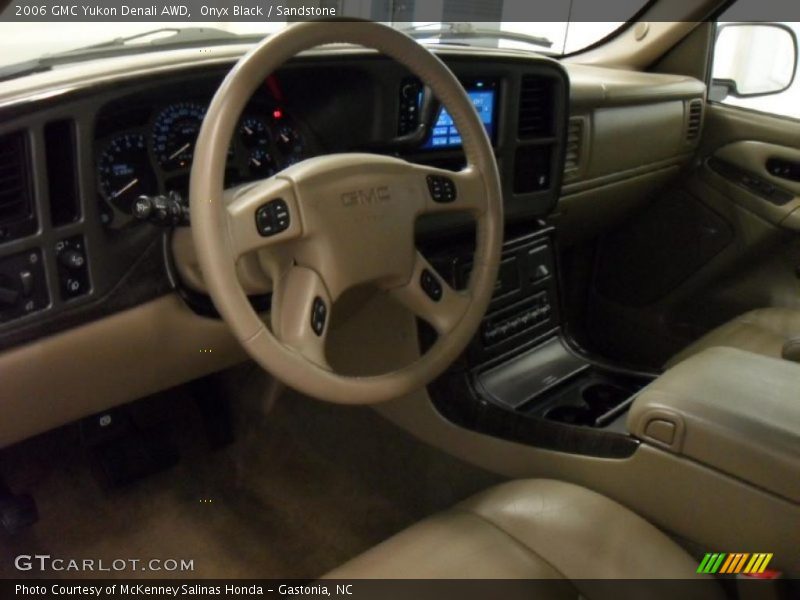 Onyx Black / Sandstone 2006 GMC Yukon Denali AWD