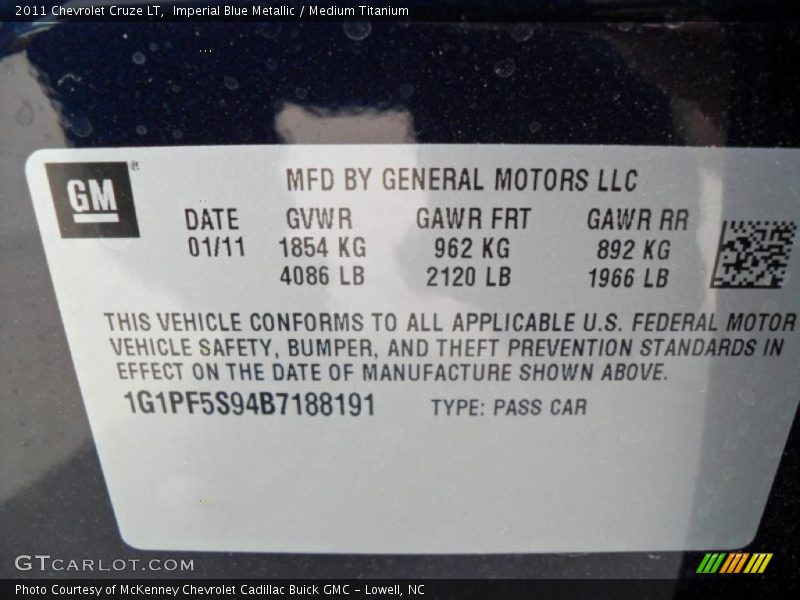 Imperial Blue Metallic / Medium Titanium 2011 Chevrolet Cruze LT