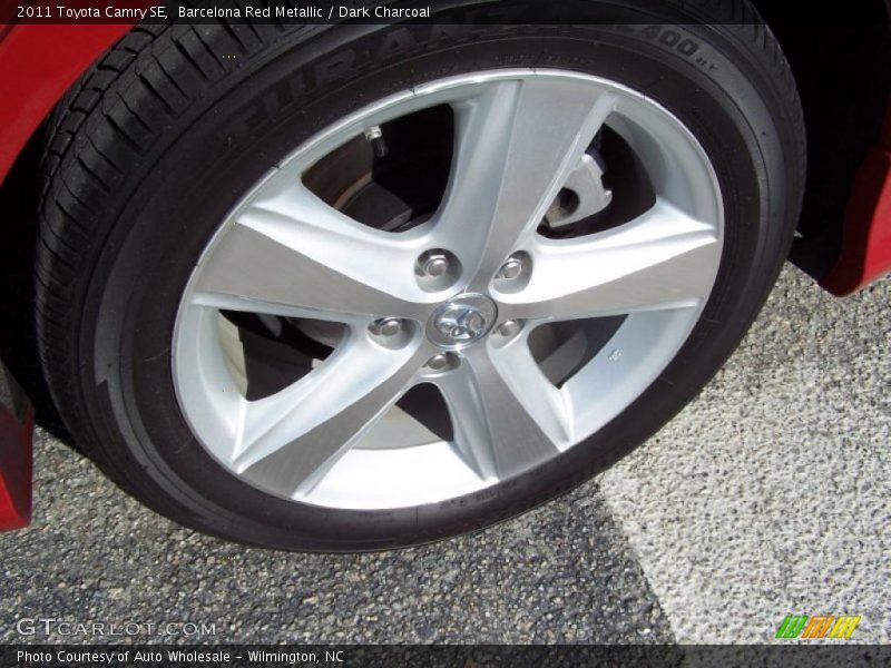 Barcelona Red Metallic / Dark Charcoal 2011 Toyota Camry SE