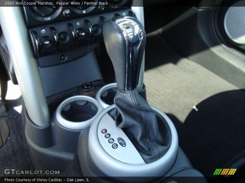 Pepper White / Panther Black 2003 Mini Cooper Hardtop