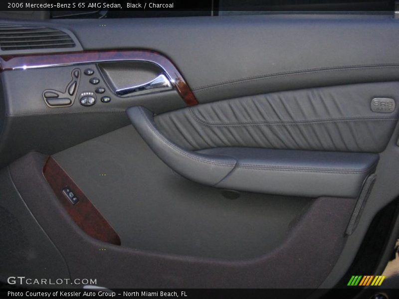 Door Panel of 2006 S 65 AMG Sedan