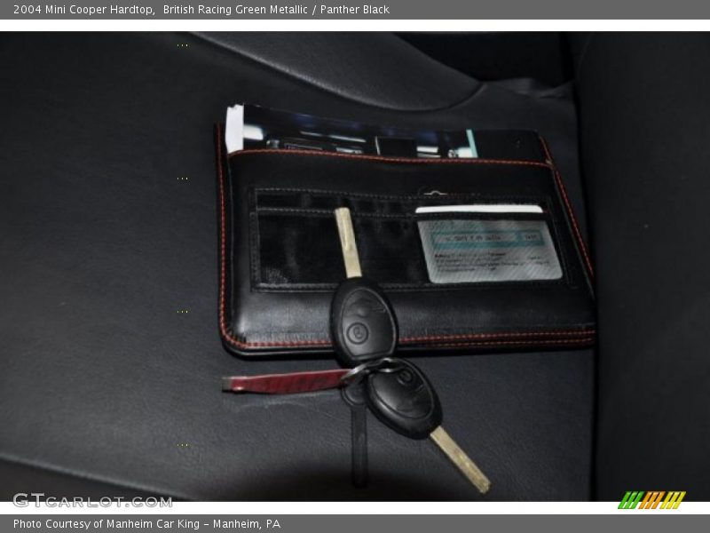 British Racing Green Metallic / Panther Black 2004 Mini Cooper Hardtop