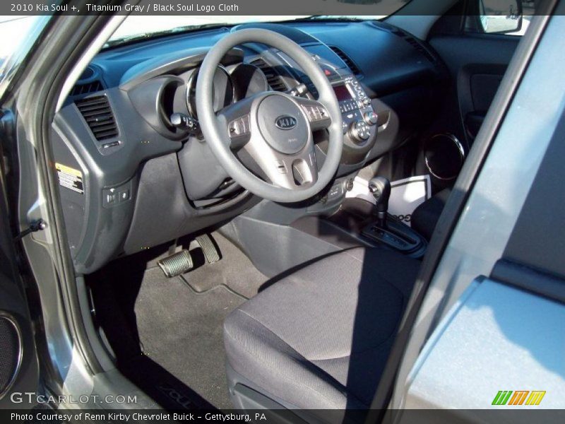 Titanium Gray / Black Soul Logo Cloth 2010 Kia Soul +