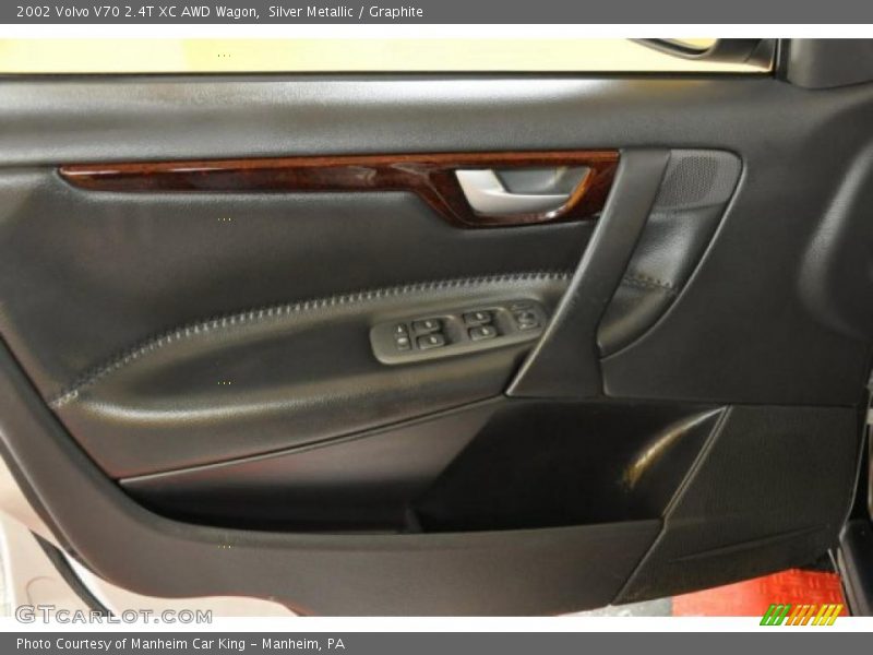 Silver Metallic / Graphite 2002 Volvo V70 2.4T XC AWD Wagon