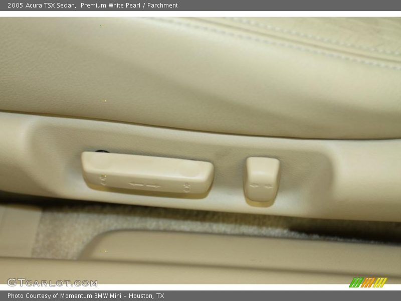Premium White Pearl / Parchment 2005 Acura TSX Sedan