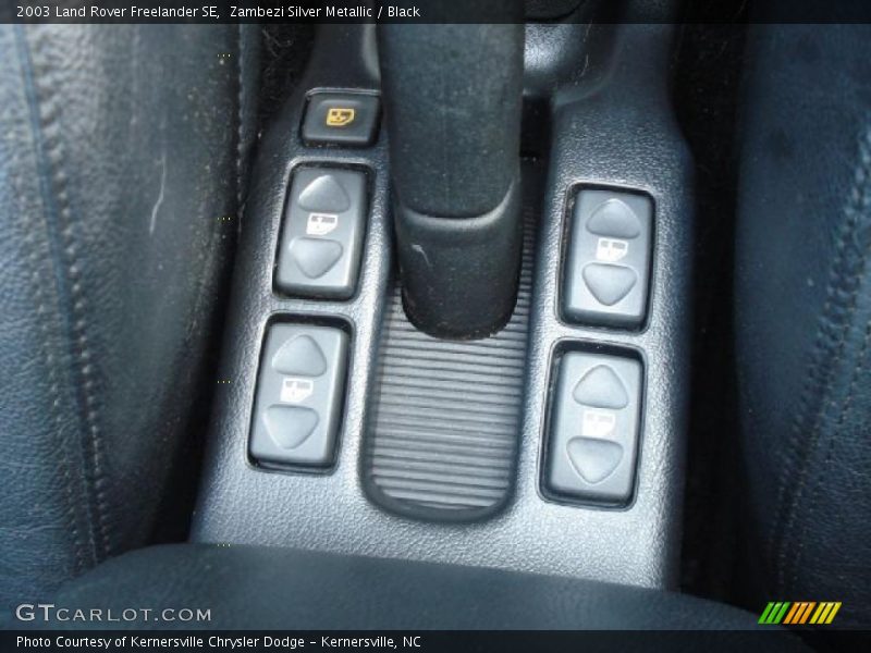 Zambezi Silver Metallic / Black 2003 Land Rover Freelander SE