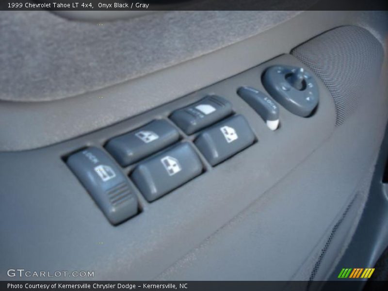 Onyx Black / Gray 1999 Chevrolet Tahoe LT 4x4