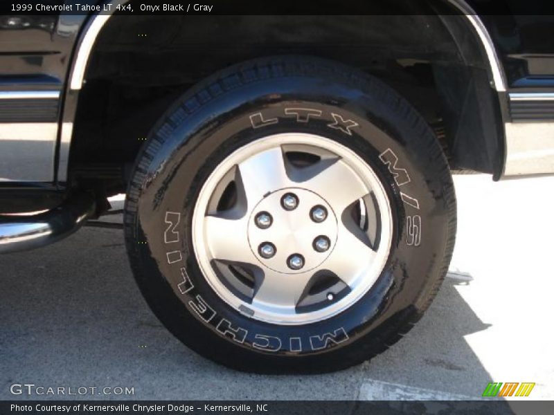 Onyx Black / Gray 1999 Chevrolet Tahoe LT 4x4