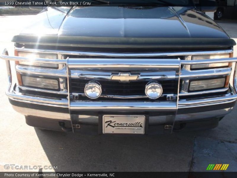 Onyx Black / Gray 1999 Chevrolet Tahoe LT 4x4