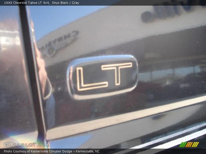 Onyx Black / Gray 1999 Chevrolet Tahoe LT 4x4