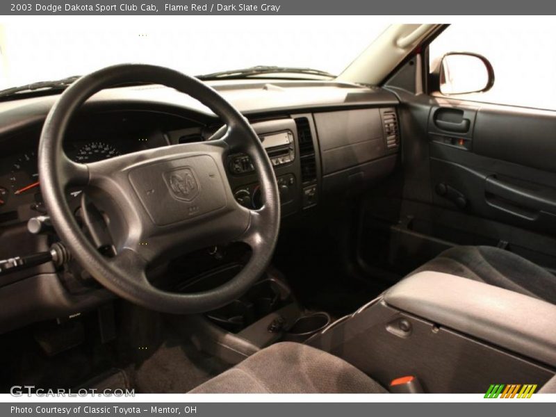 Flame Red / Dark Slate Gray 2003 Dodge Dakota Sport Club Cab