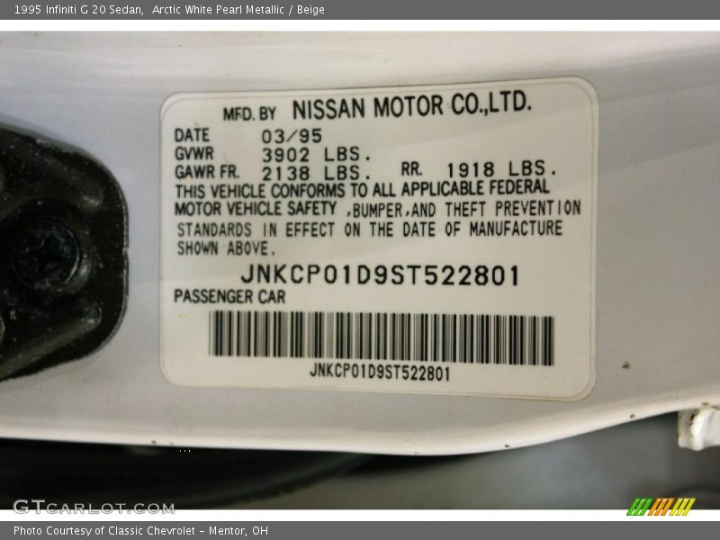Arctic White Pearl Metallic / Beige 1995 Infiniti G 20 Sedan