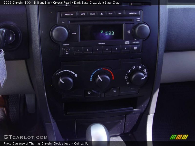 Brilliant Black Crystal Pearl / Dark Slate Gray/Light Slate Gray 2006 Chrysler 300