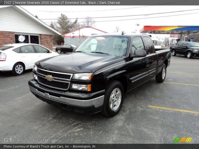 Front 3/4 View of 2007 Silverado 1500 Classic LT Extended Cab