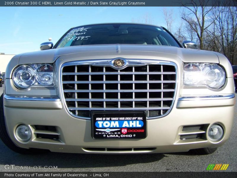 Linen Gold Metallic / Dark Slate Gray/Light Graystone 2006 Chrysler 300 C HEMI