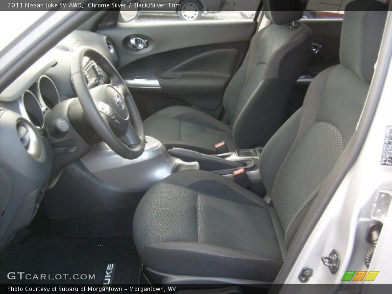  2011 Juke SV AWD Black/Silver Trim Interior