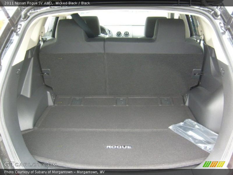  2011 Rogue SV AWD Trunk