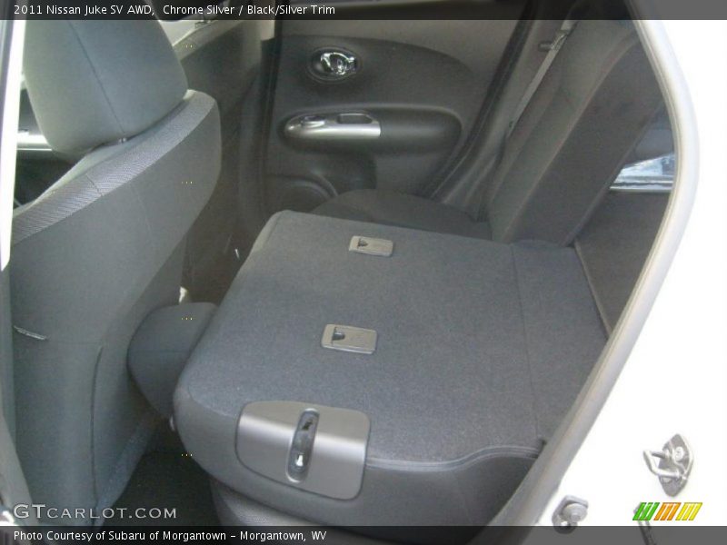 Chrome Silver / Black/Silver Trim 2011 Nissan Juke SV AWD