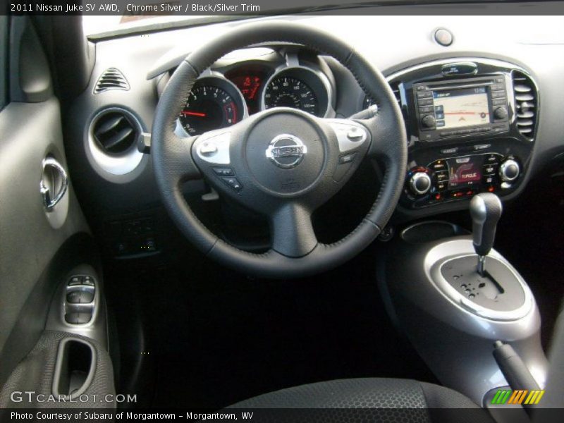 Chrome Silver / Black/Silver Trim 2011 Nissan Juke SV AWD