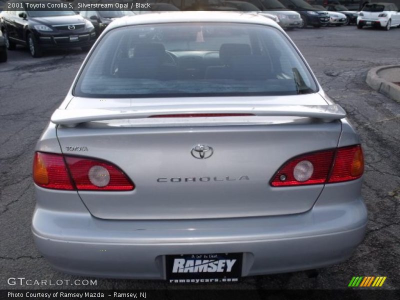 Silverstream Opal / Black 2001 Toyota Corolla S