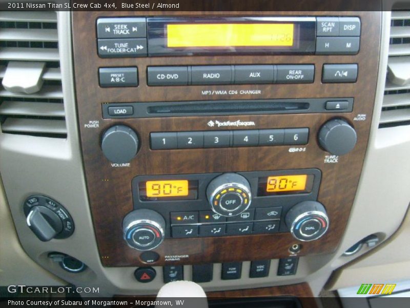 Controls of 2011 Titan SL Crew Cab 4x4