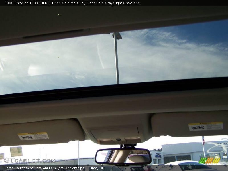 Linen Gold Metallic / Dark Slate Gray/Light Graystone 2006 Chrysler 300 C HEMI