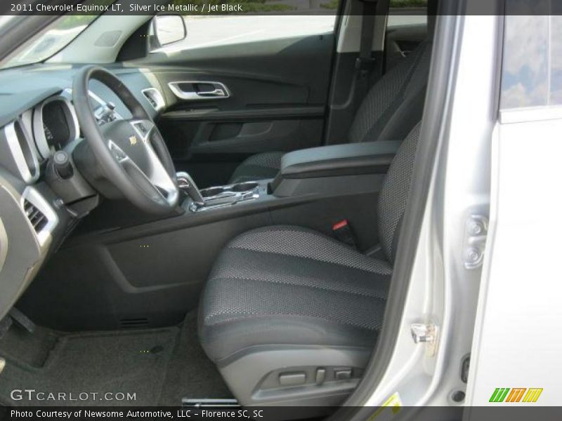 Silver Ice Metallic / Jet Black 2011 Chevrolet Equinox LT