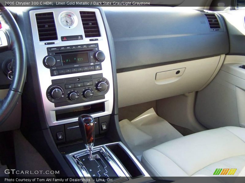 Linen Gold Metallic / Dark Slate Gray/Light Graystone 2006 Chrysler 300 C HEMI