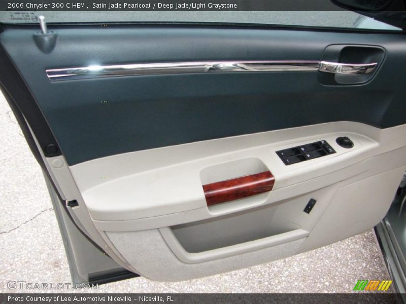 Door Panel of 2006 300 C HEMI