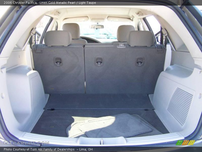 Linen Gold Metallic Pearl / Light Taupe 2006 Chrysler Pacifica