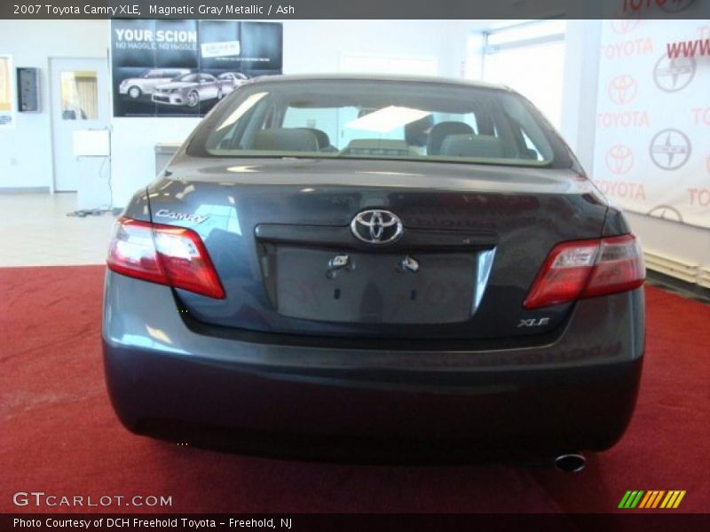 Magnetic Gray Metallic / Ash 2007 Toyota Camry XLE