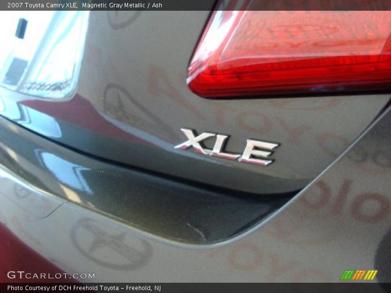 Magnetic Gray Metallic / Ash 2007 Toyota Camry XLE