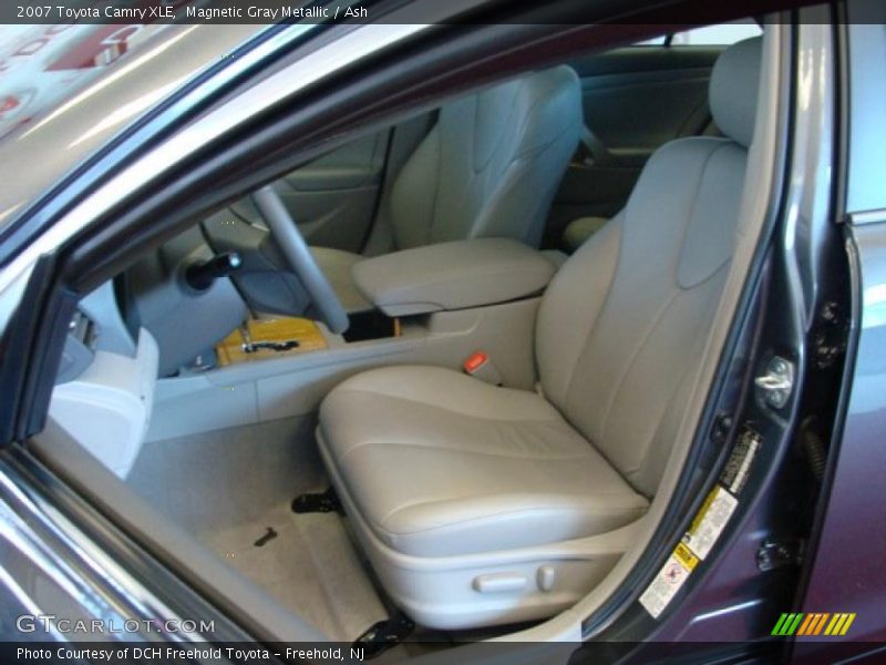 Magnetic Gray Metallic / Ash 2007 Toyota Camry XLE