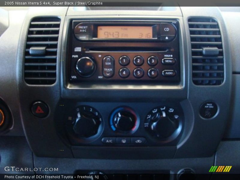 Super Black / Steel/Graphite 2005 Nissan Xterra S 4x4