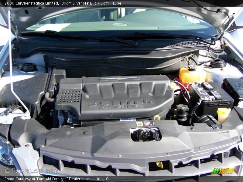 Bright Silver Metallic / Light Taupe 2006 Chrysler Pacifica Limited