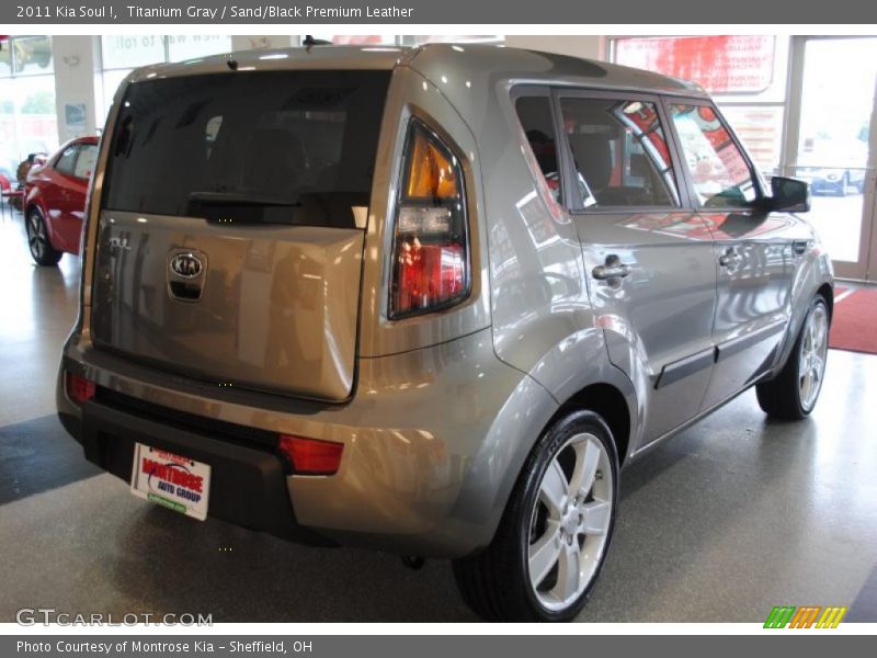 Titanium Gray / Sand/Black Premium Leather 2011 Kia Soul !