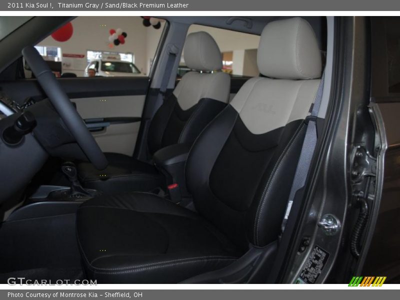 Titanium Gray / Sand/Black Premium Leather 2011 Kia Soul !