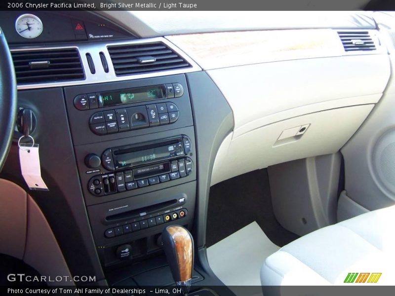 Bright Silver Metallic / Light Taupe 2006 Chrysler Pacifica Limited