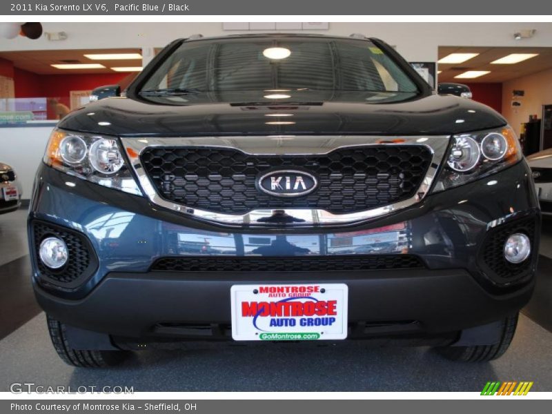 Pacific Blue / Black 2011 Kia Sorento LX V6