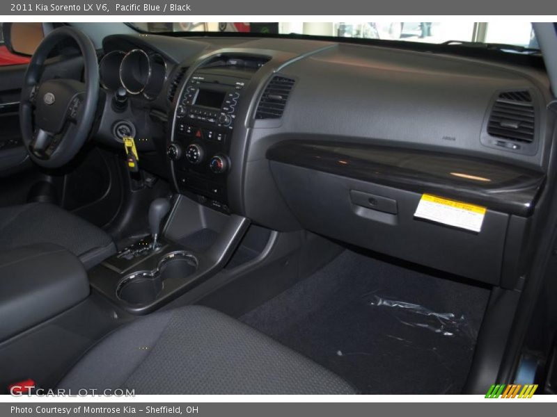 Pacific Blue / Black 2011 Kia Sorento LX V6