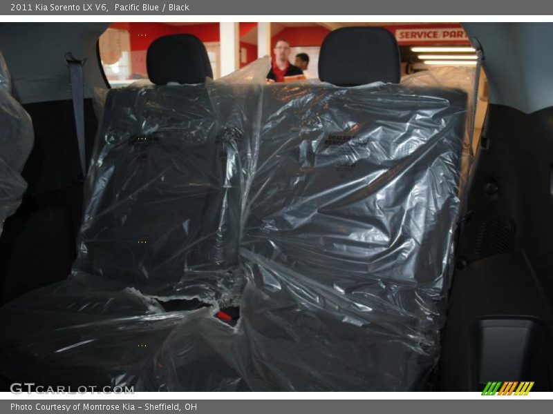 Pacific Blue / Black 2011 Kia Sorento LX V6