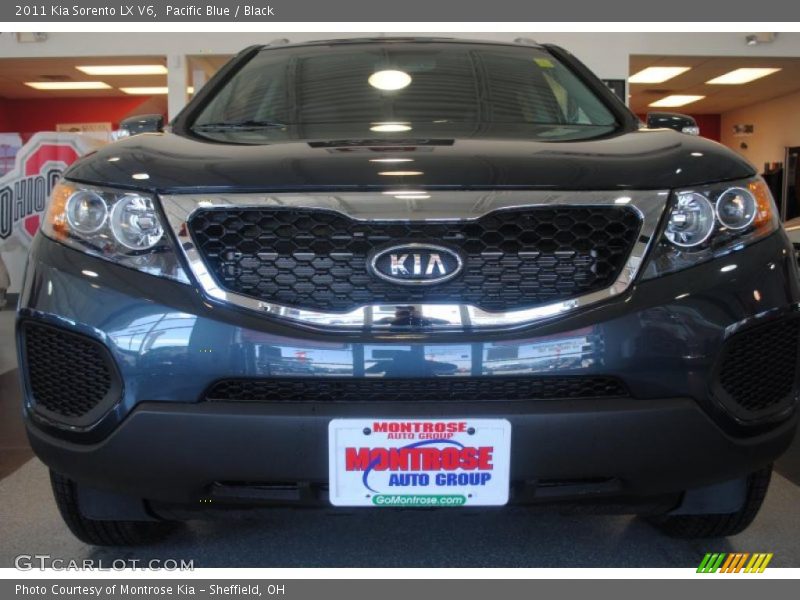 Pacific Blue / Black 2011 Kia Sorento LX V6