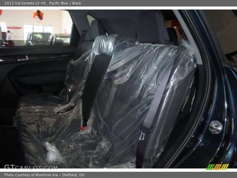 Pacific Blue / Black 2011 Kia Sorento LX V6