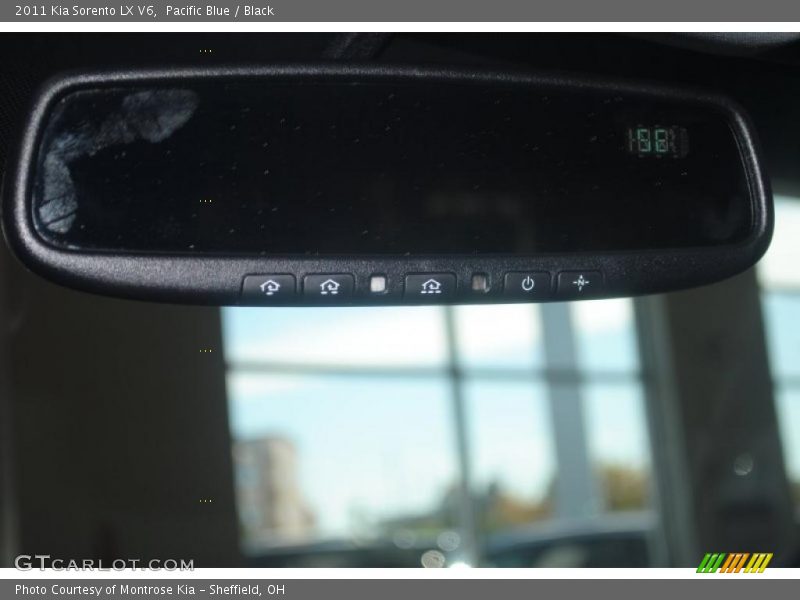 Pacific Blue / Black 2011 Kia Sorento LX V6