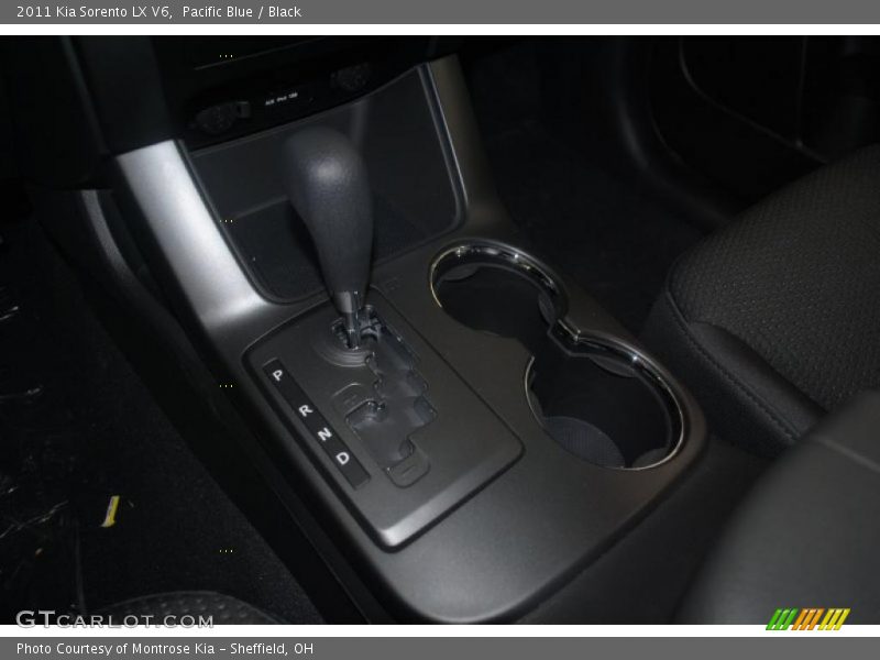 Pacific Blue / Black 2011 Kia Sorento LX V6